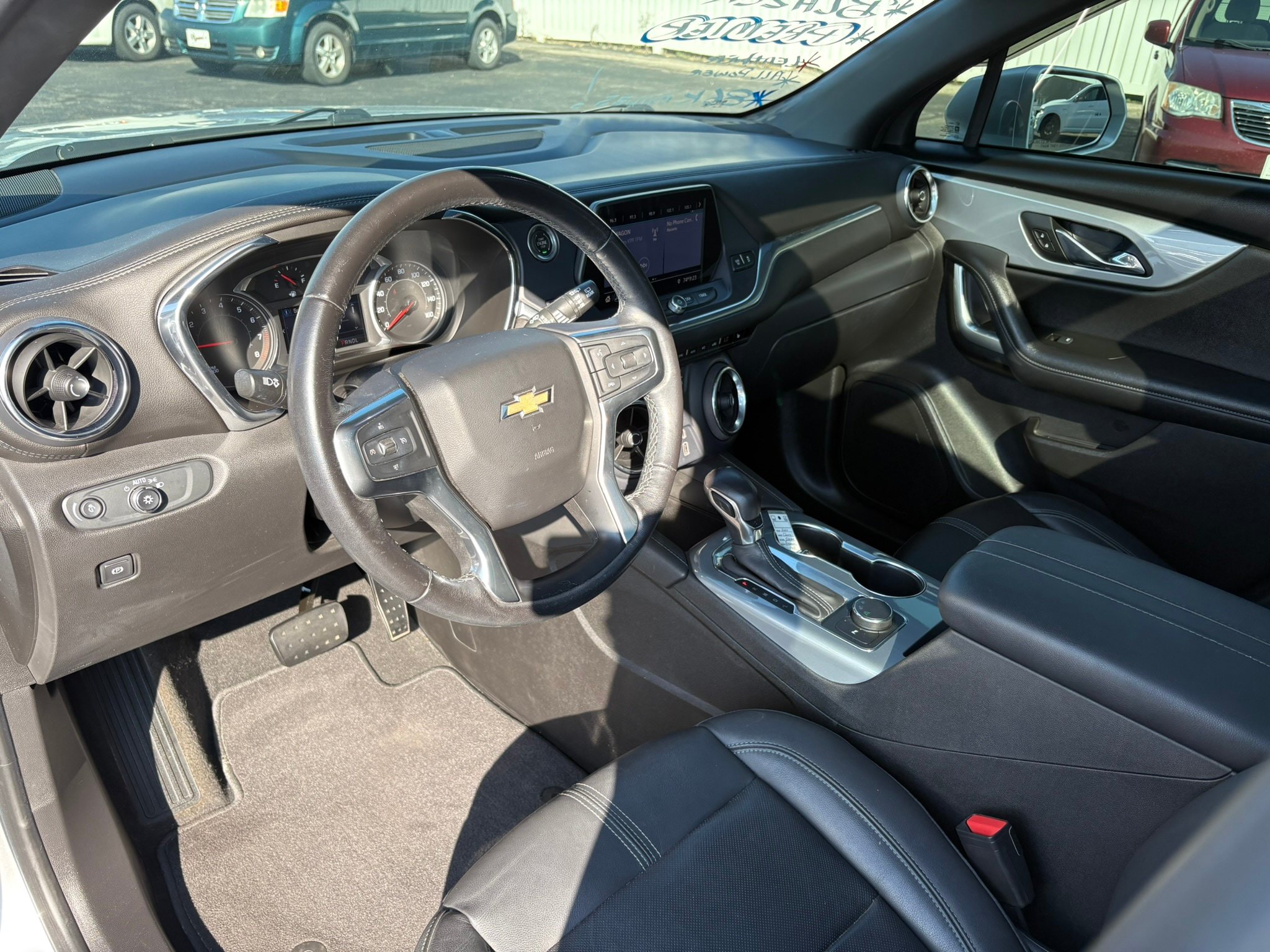 Used 2020 Chevrolet Blazer LT FWD image 17