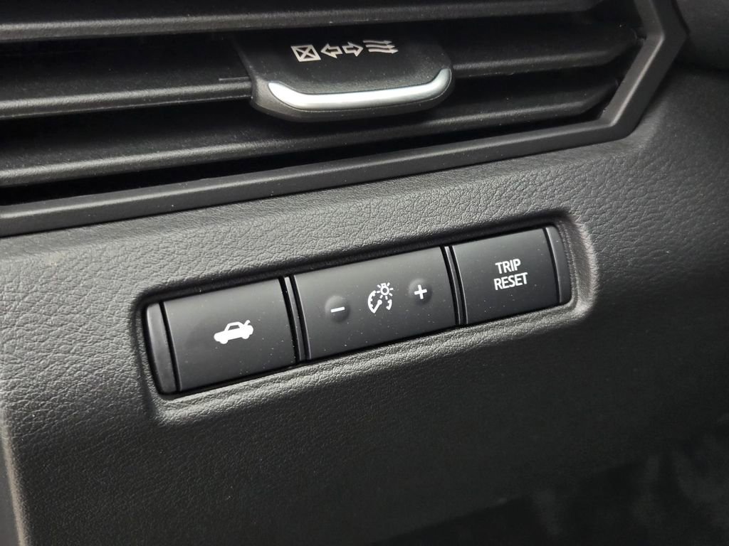 New 2026 Nissan Altima 2.5 SR FWD image 17