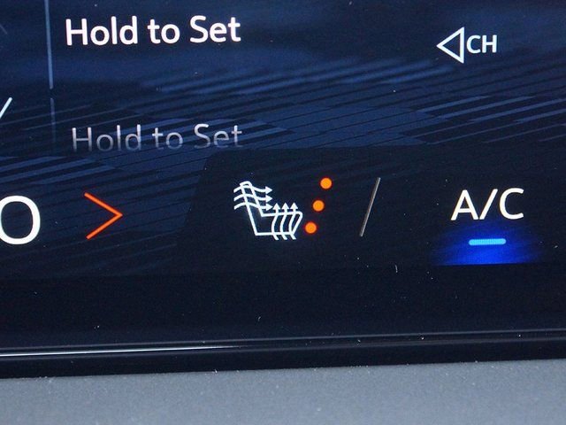 New 2026 Chevrolet Traverse LT w/ Enhanced Driving Package image 7