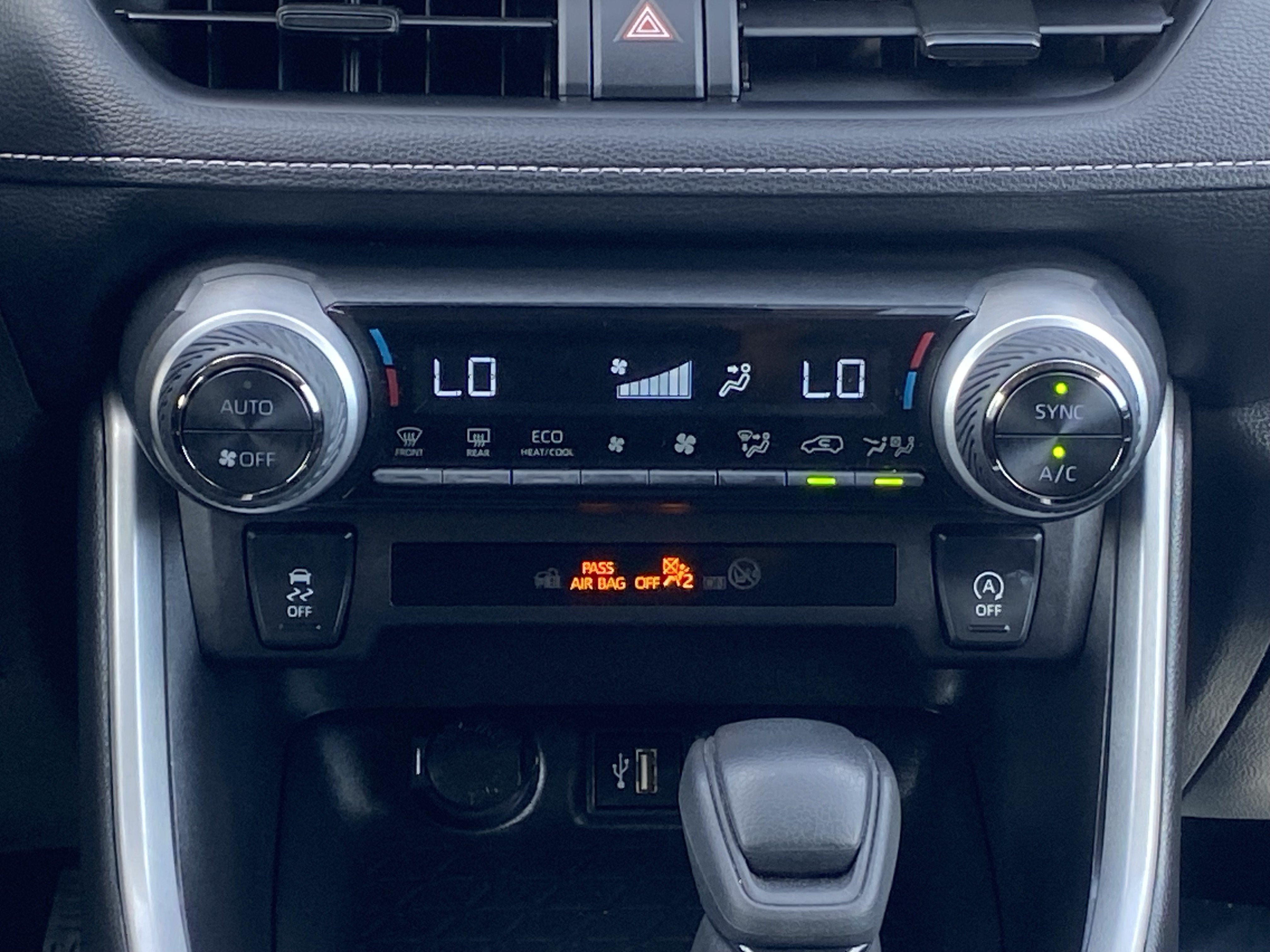 Certified 2025 Toyota RAV4 XLE FWD image 14