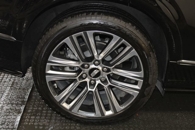 Used 2026 Cadillac Vistiq Platinum w/ LPO, Floor Liner Package AWD/4WD image 48