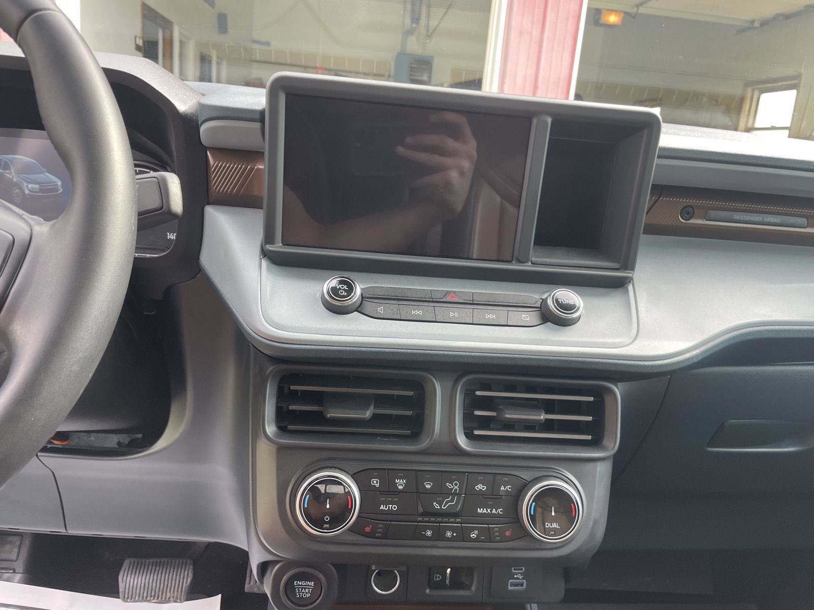 Used 2024 Ford Maverick Lariat w/ 4K Tow Package image 14