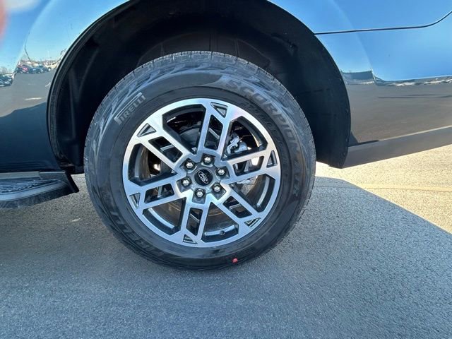 New 2026 Ford Expedition Active image 8