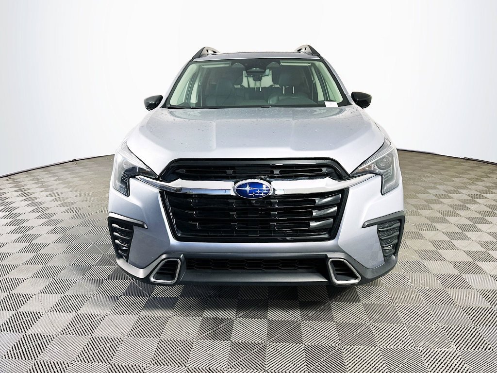 Used 2024 Subaru Ascent Touring AWD/4WD image 4