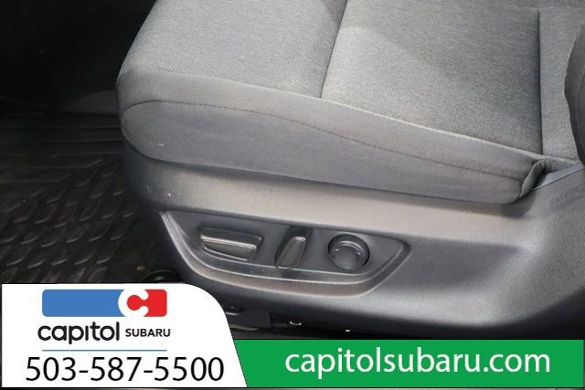 Used 2025 Toyota Camry LE image 17