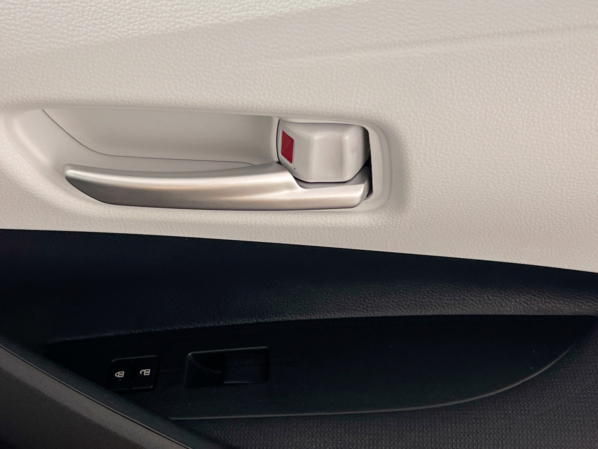 New 2026 Toyota Corolla SE FWD image 32