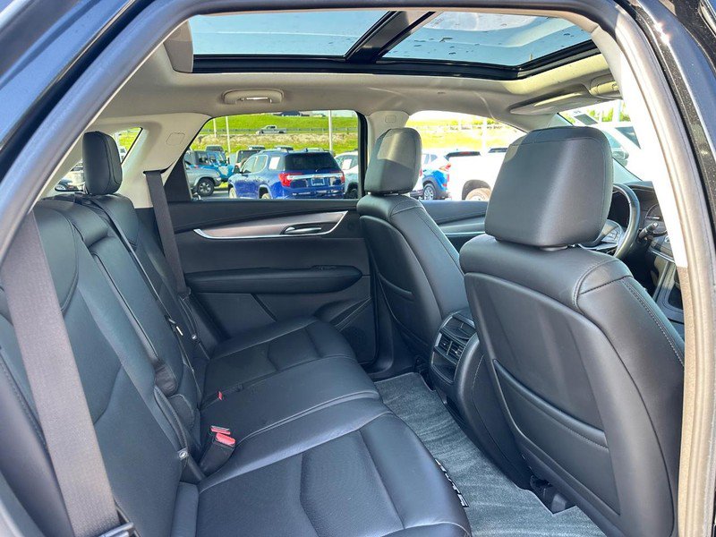 Used 2019 Cadillac XT5 Luxury w/ LPO, Radiant Package image 10