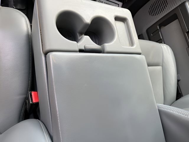 Used 2015 Ford F550 4x4 Regular Cab Super Duty image 13