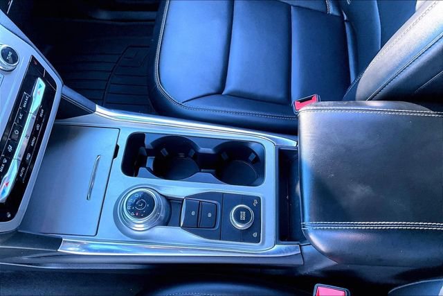 Used 2023 Ford Explorer XLT w/ Equipment Group 202A image 17