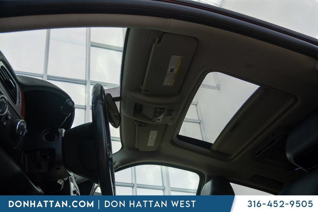 Used 2010 Chevrolet Tahoe LTZ AWD/4WD image 15