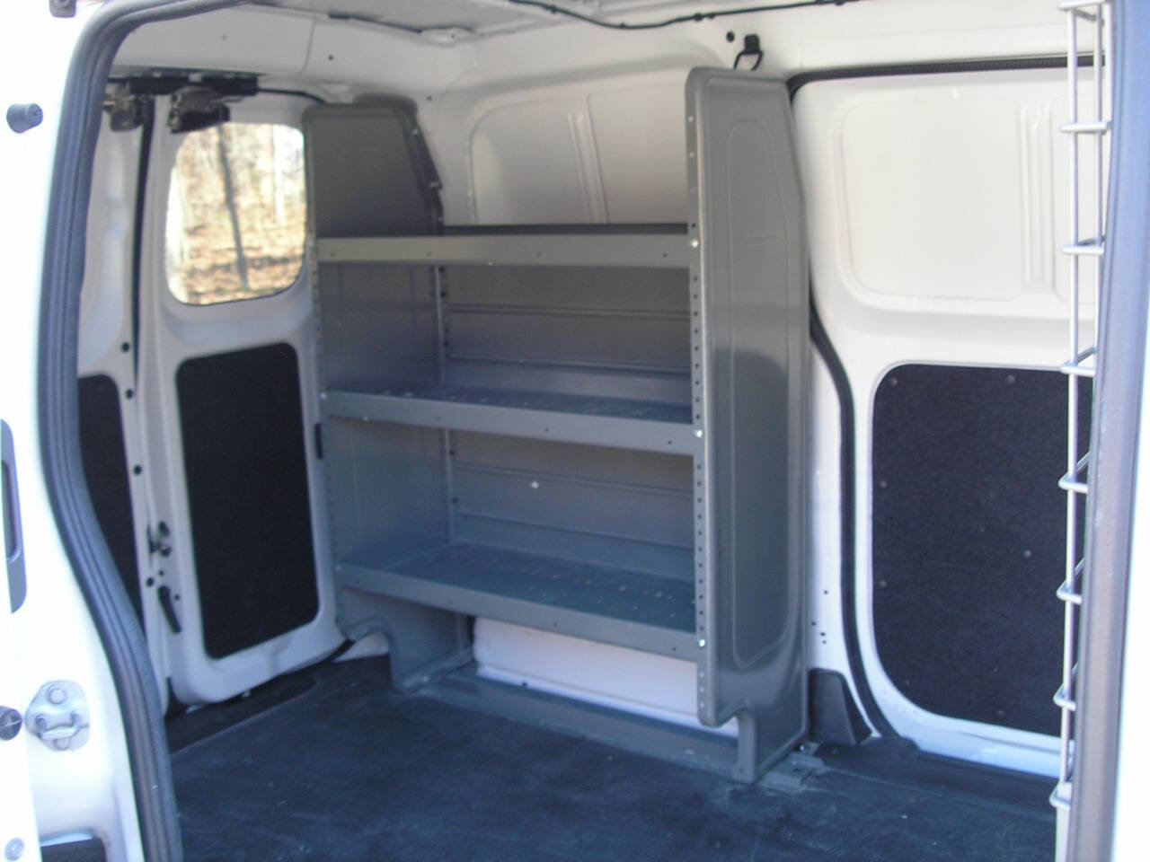 Used 2020 Nissan NV200 SV w/ Back Door Glass Package image 8