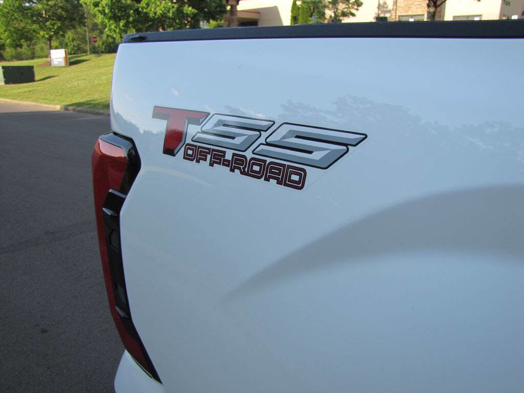 Used 2023 Toyota Tundra SR5 AWD/4WD image 29