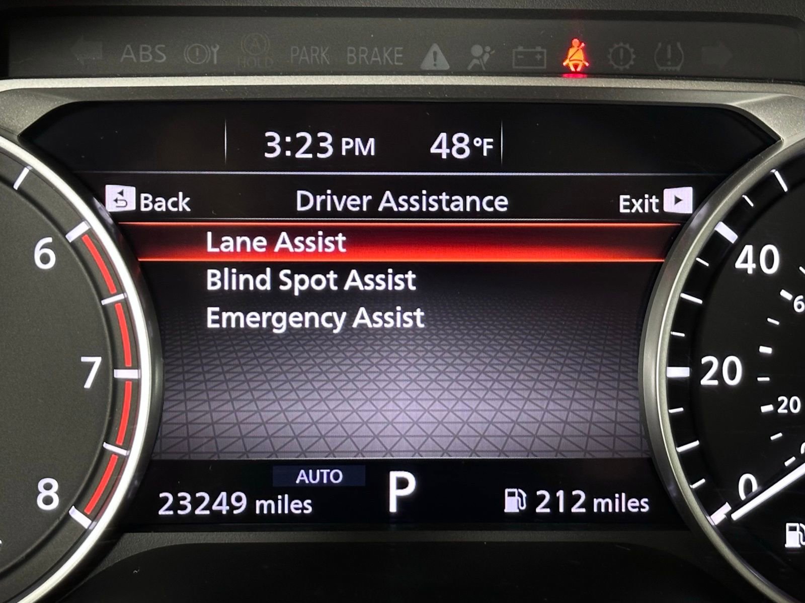 Used 2023 Nissan Rogue SV w/ SV Premium B Package image 12