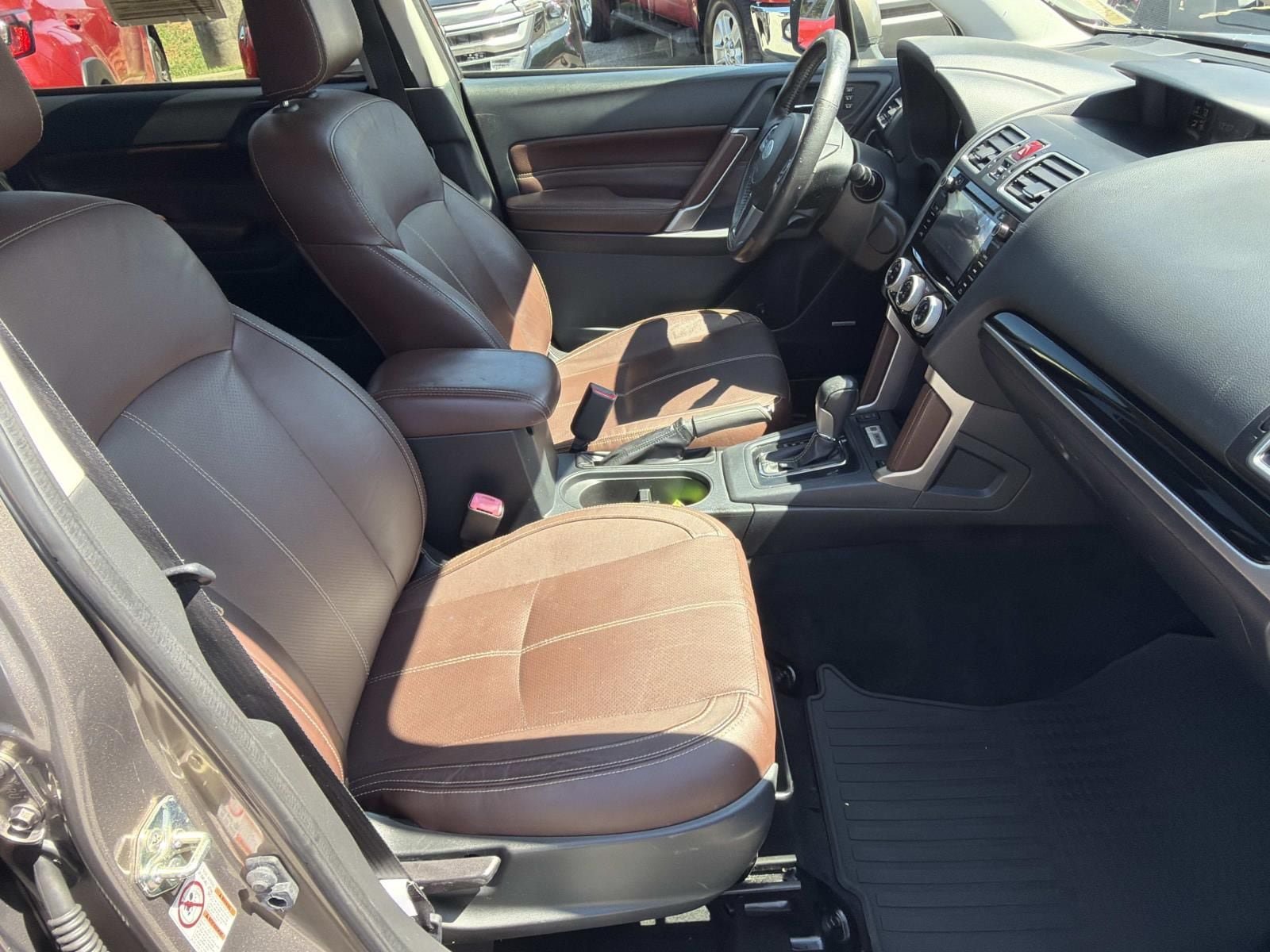 Used 2017 Subaru Forester 2.5i Touring AWD/4WD image 13