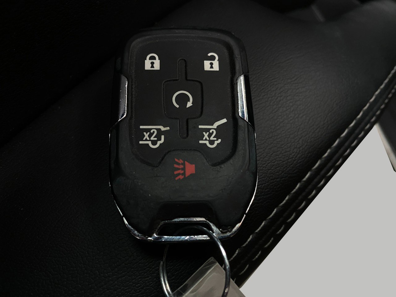 Used 2017 GMC Yukon Denali w/ Open Road Package image 37