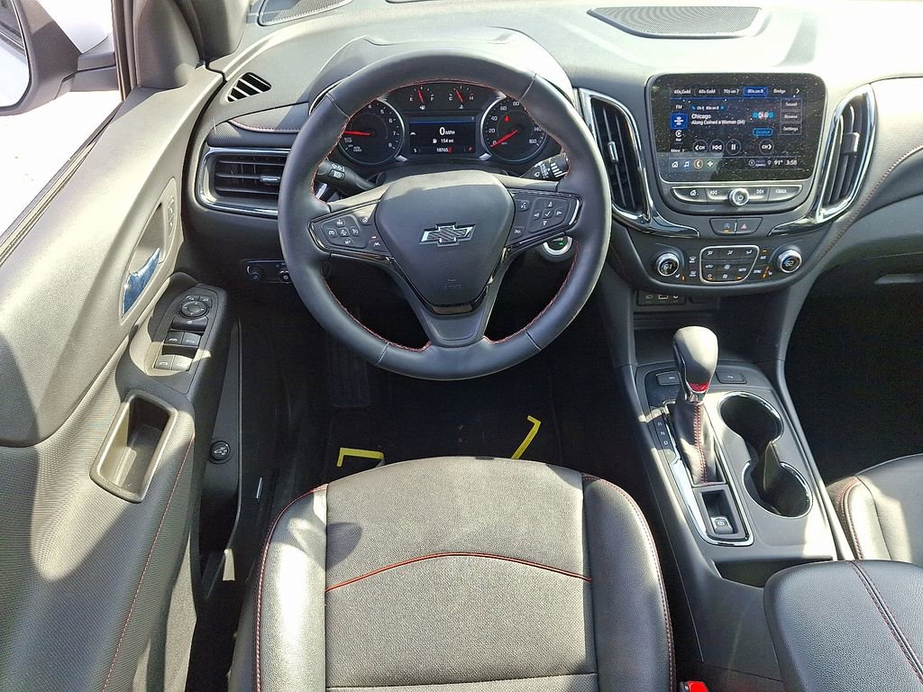 Used 2024 Chevrolet Equinox RS w/ RS Leather Package image 17