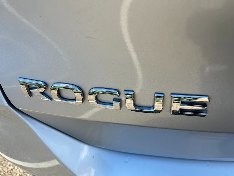Used 2020 Nissan Rogue SV image 50