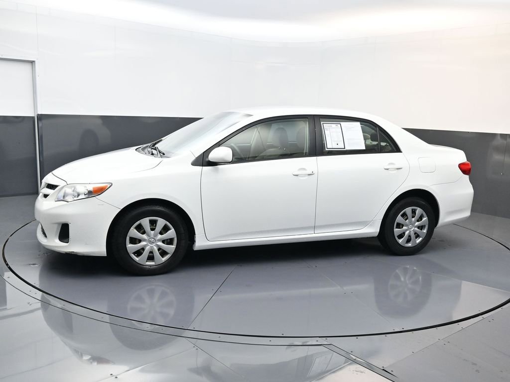 Used 2011 Toyota Corolla LE image 6