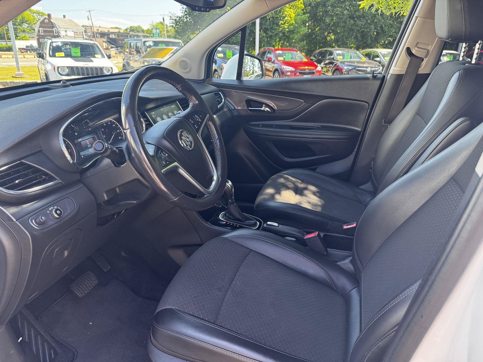 Certified 2019 Buick Encore Preferred AWD/4WD image 13