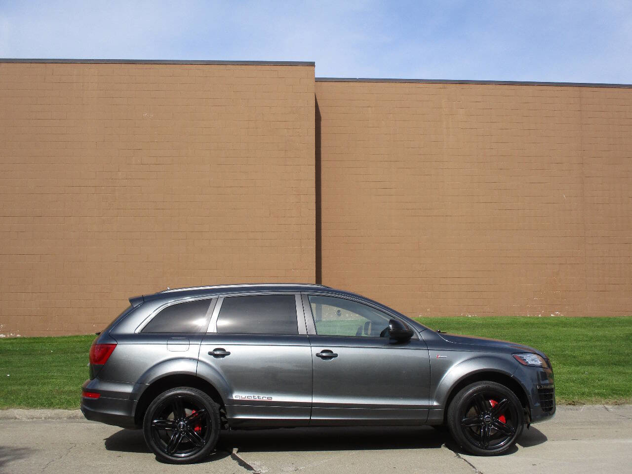 Used 2015 Audi Q7 3.0T S line Prestige w/ Sport Edition AWD/4WD image 54
