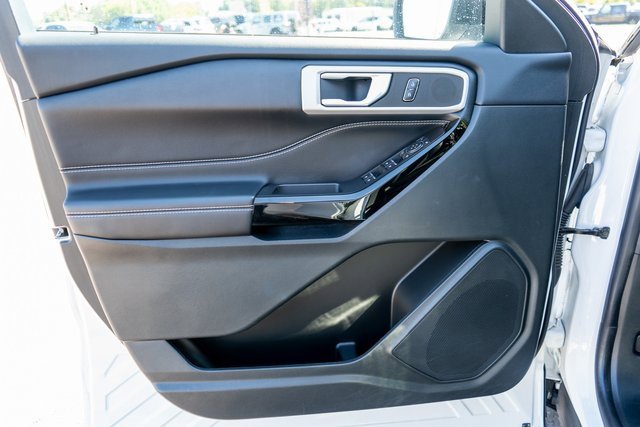 Used 2022 Ford Explorer ST w/ ST Street Pack image 20