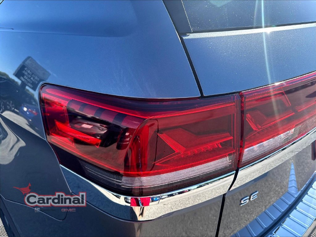 Used 2024 Volkswagen Atlas SE AWD/4WD image 21