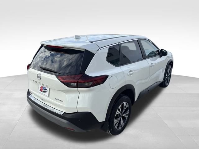 Used 2023 Nissan Rogue SV image 5