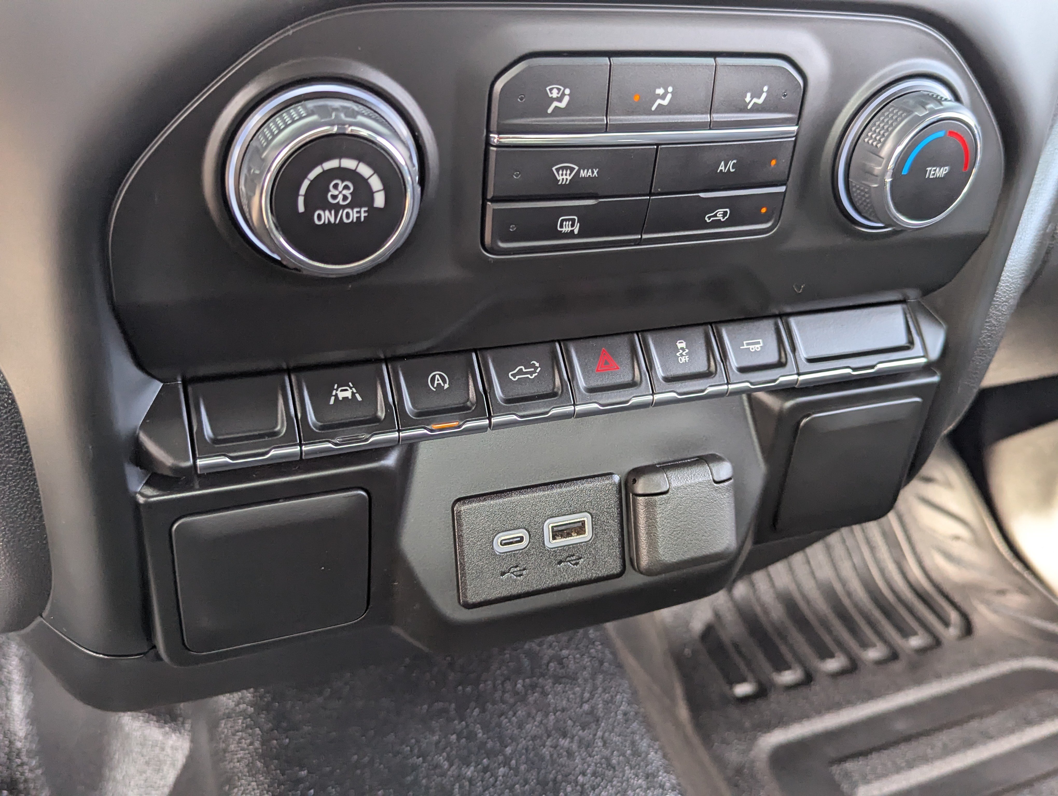 Used 2025 Chevrolet Silverado 1500 W/T RWD image 21