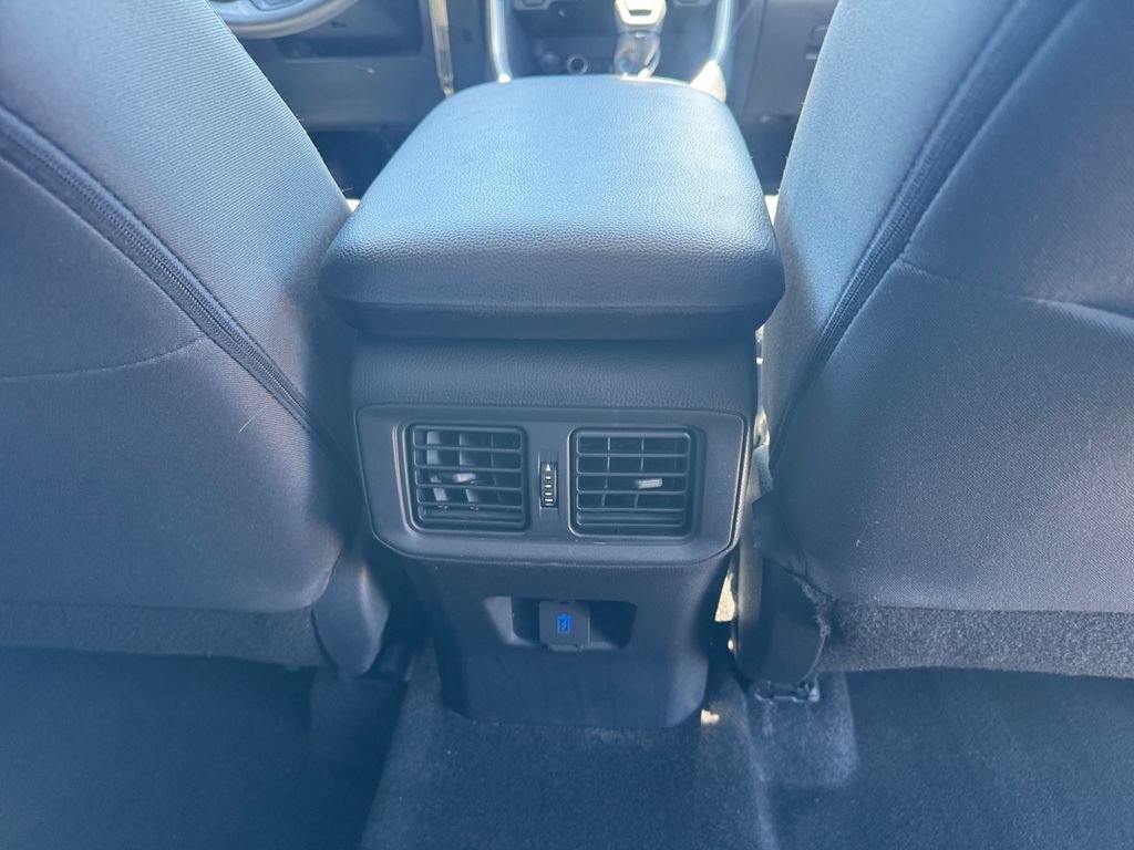 Used 2023 Toyota RAV4 LE AWD/4WD image 23