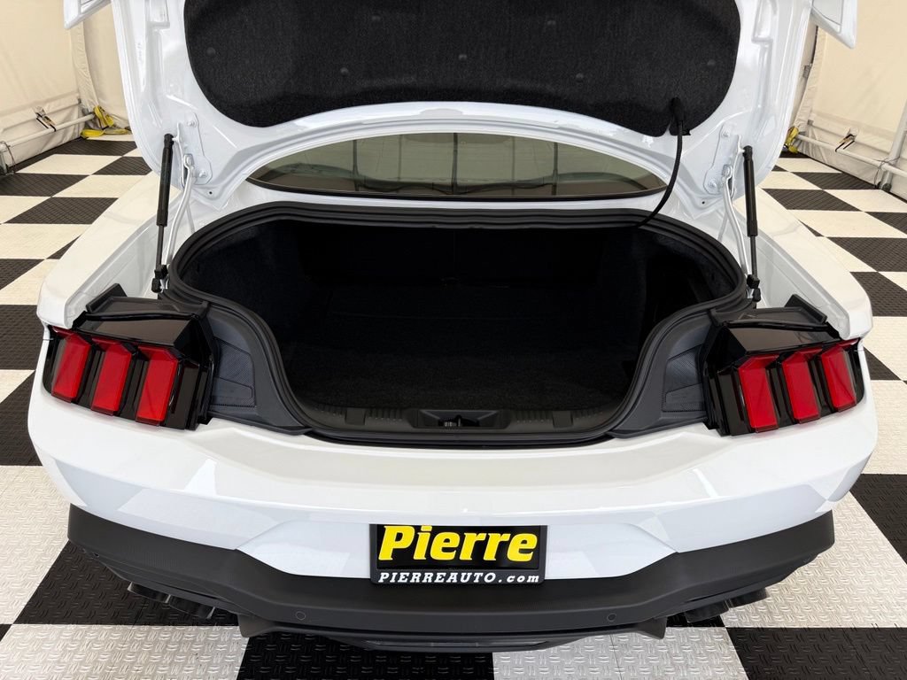 New 2026 Ford Mustang GT Premium w/ GT Performance Package RWD image 4