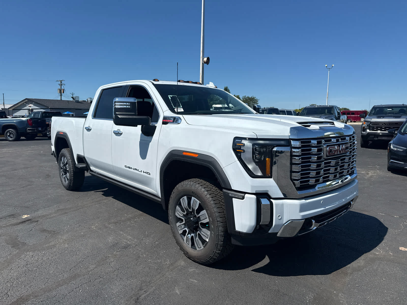 New 2026 GMC Sierra 3500 Denali w/ Denali Reserve Package AWD/4WD image 7