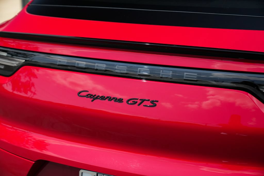 Certified 2023 Porsche Cayenne GTS AWD/4WD image 17