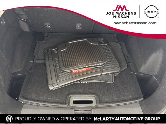 Used 2023 Nissan Rogue SL w/ SL Premium Package image 27