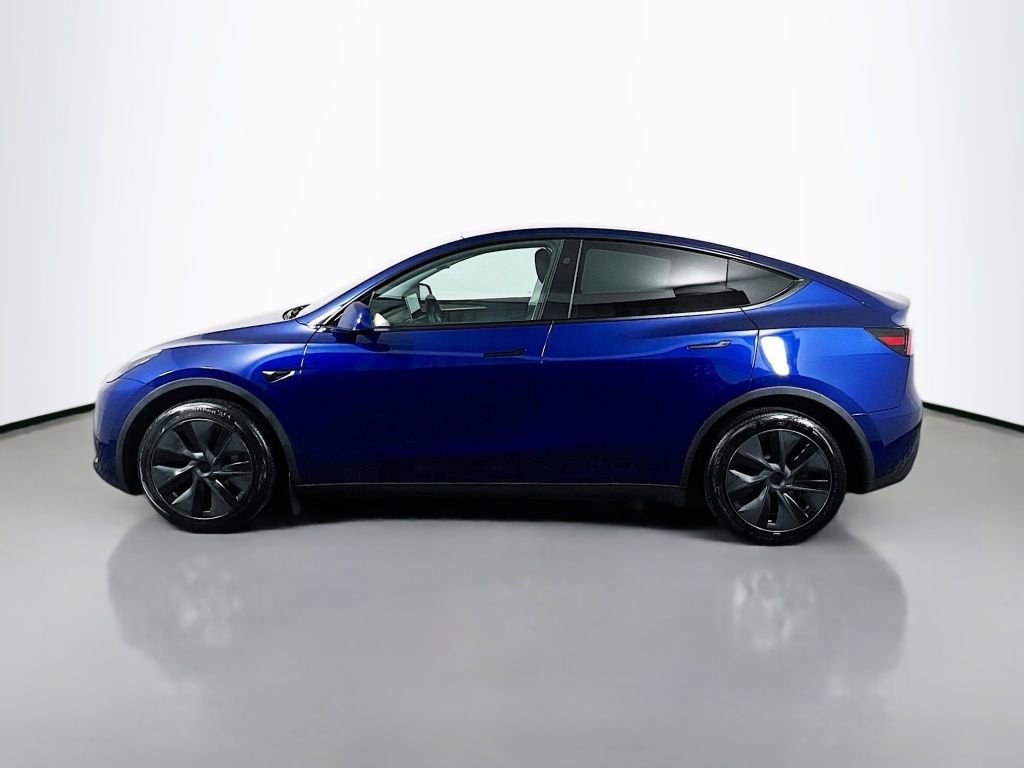 Used 2025 Tesla Model Y Long Range image 8