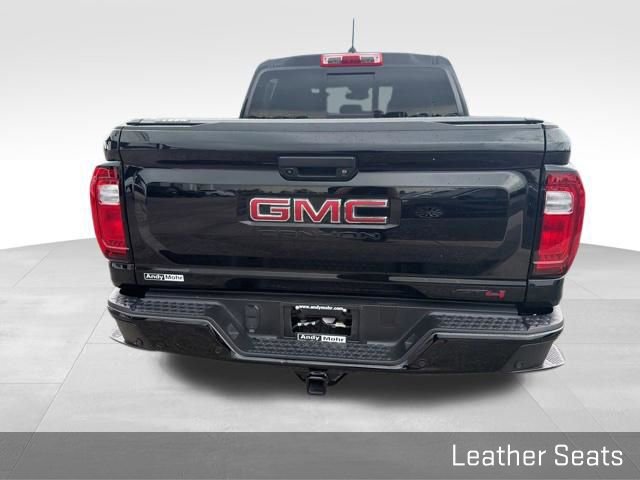 Used 2024 GMC Canyon AT4 w/ AT4 Premium Package AWD/4WD image 13