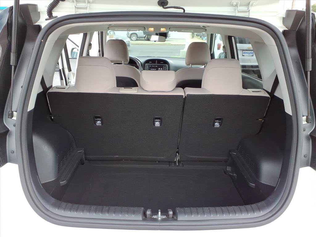 Used 2023 Kia Soul LX FWD image 14