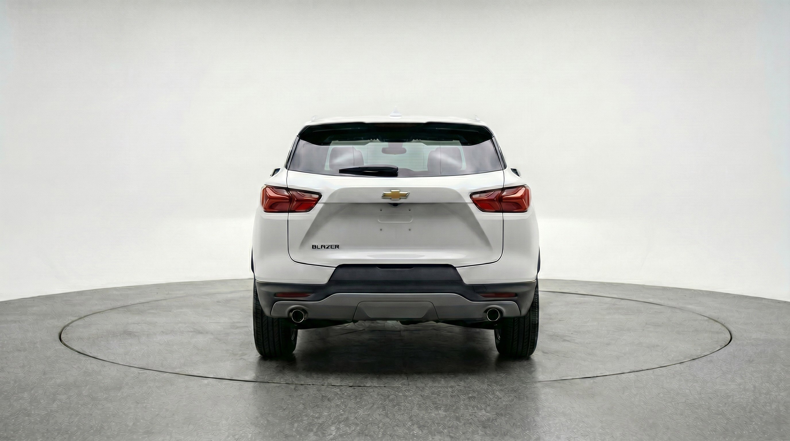 Used 2025 Chevrolet Blazer LT FWD image 7