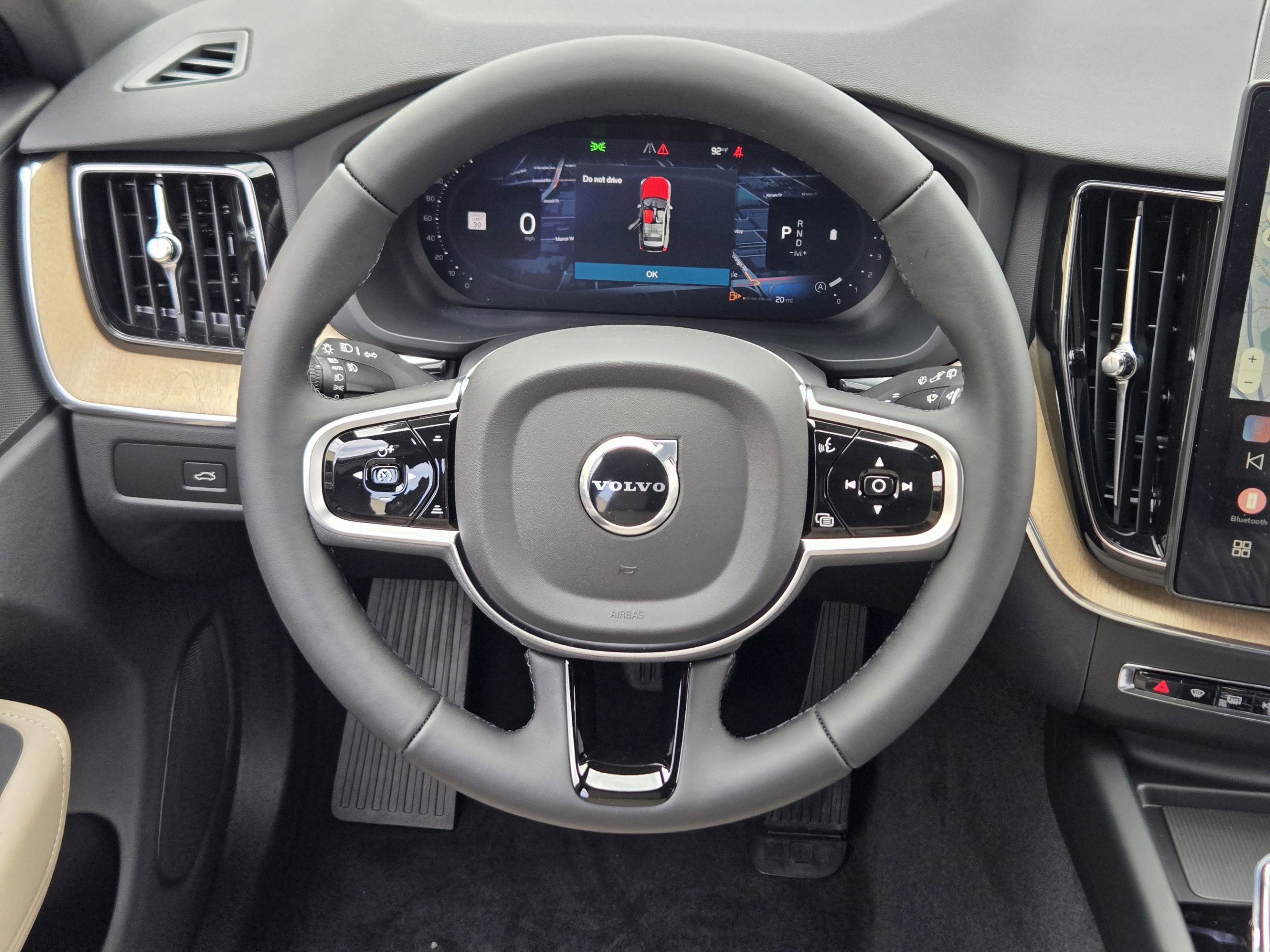 New 2026 Volvo XC60 B5 Plus w/ Protection Package Premier image 23