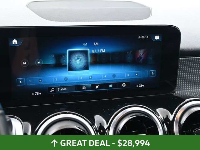 Used 2023 Mercedes-Benz GLB 250 4MATIC image 28