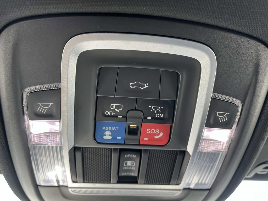 Used 2020 RAM 1500 Limited AWD/4WD image 18