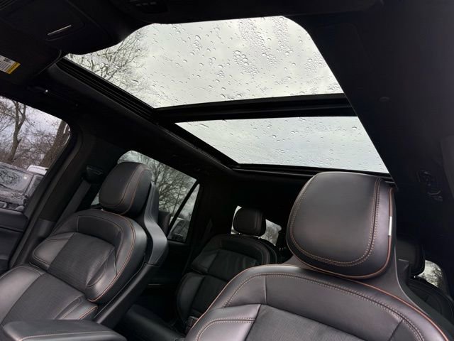 Used 2025 Lincoln Navigator L Black Label image 70