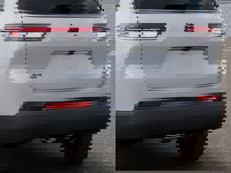 New 2026 Jeep Grand Cherokee L 4WD image 13