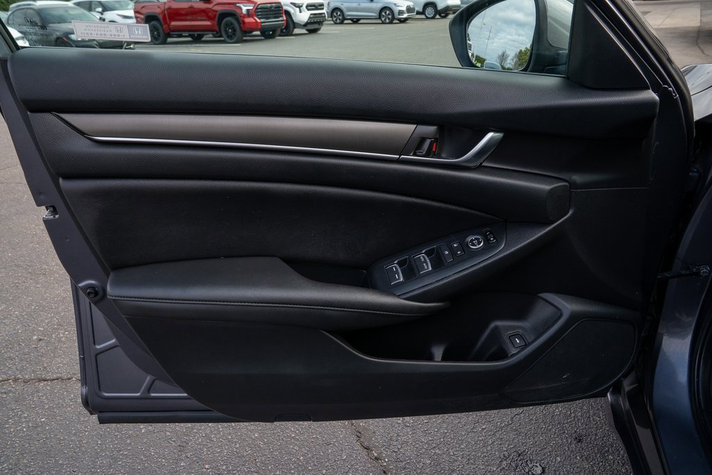 Used 2020 Honda Accord LX image 10