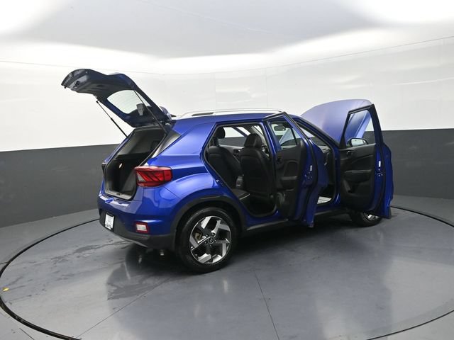 Used 2022 Hyundai Venue Limited FWD image 33