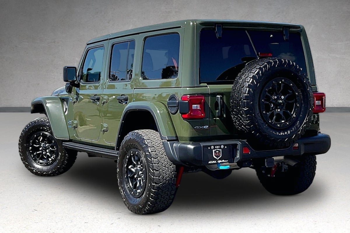 Used 2023 Jeep Wrangler Unlimited Rubicon 4xe AWD/4WD image 33