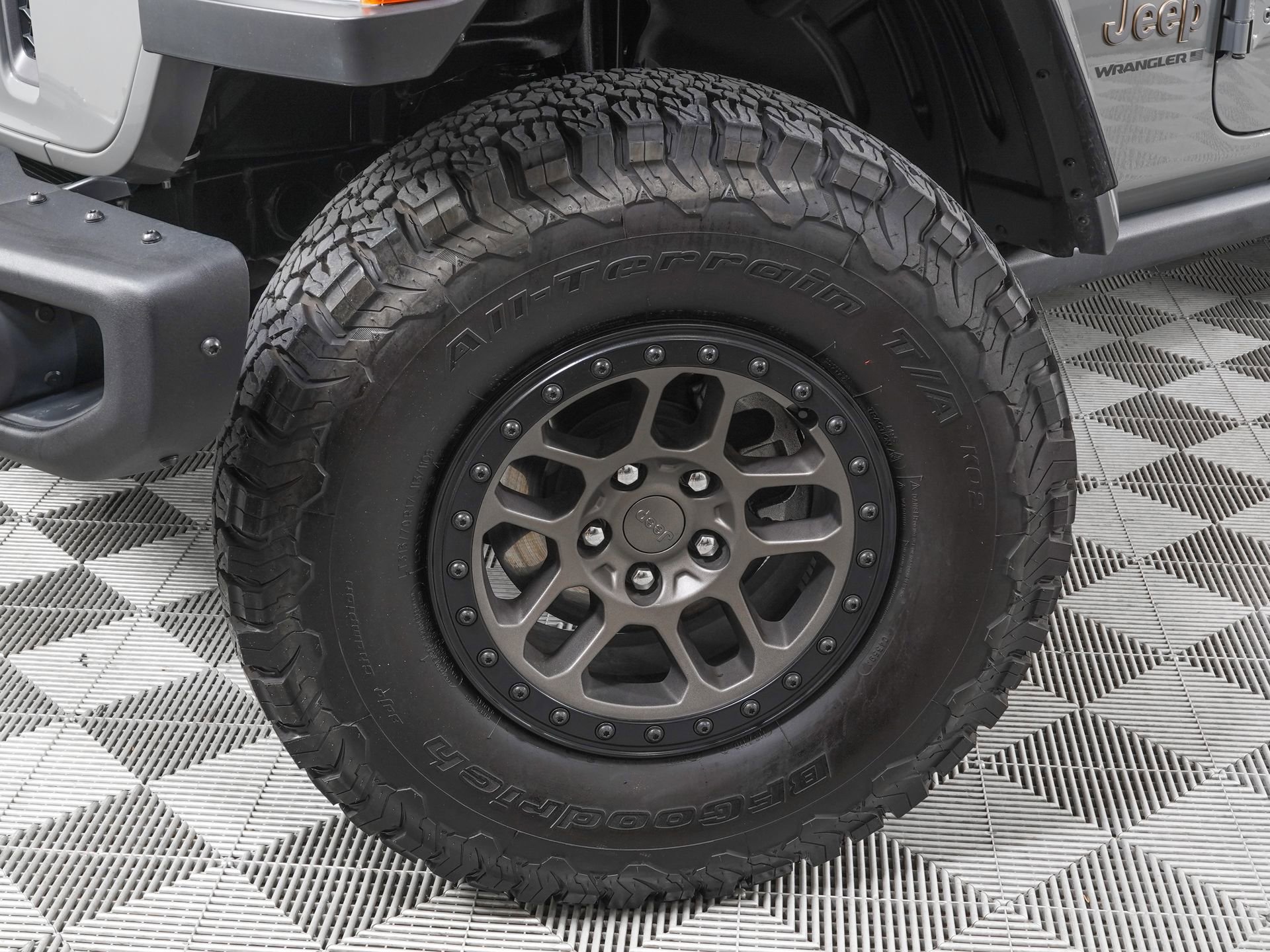 Used 2023 Jeep Wrangler Unlimited Rubicon 392 w/ Xtreme Recon 35" Tire Package AWD/4WD image 28