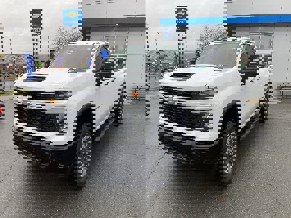 New 2026 Chevrolet Silverado 2500 Custom w/ Custom Value Package image 3