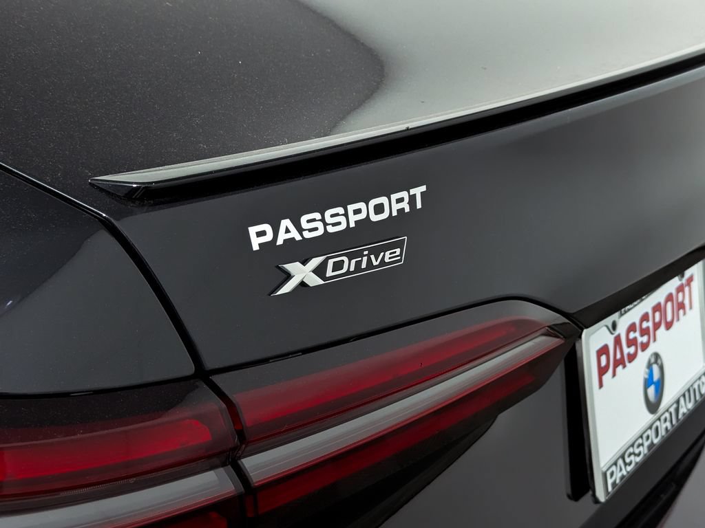 New 2027 BMW 550e xDrive w/ Premium Package AWD/4WD image 6