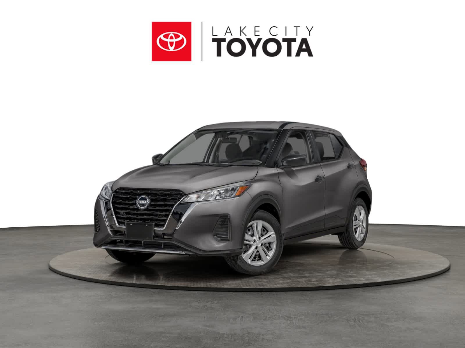 Used 2022 Nissan Kicks S FWD image 1