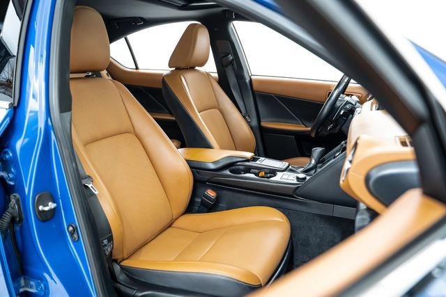 Used 2022 Lexus IS 300 w/ Premium Package RWD image 26